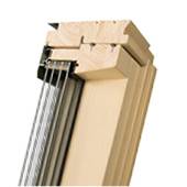Энергосберегающее мансардное окно Fakro FTT U8 Thermo